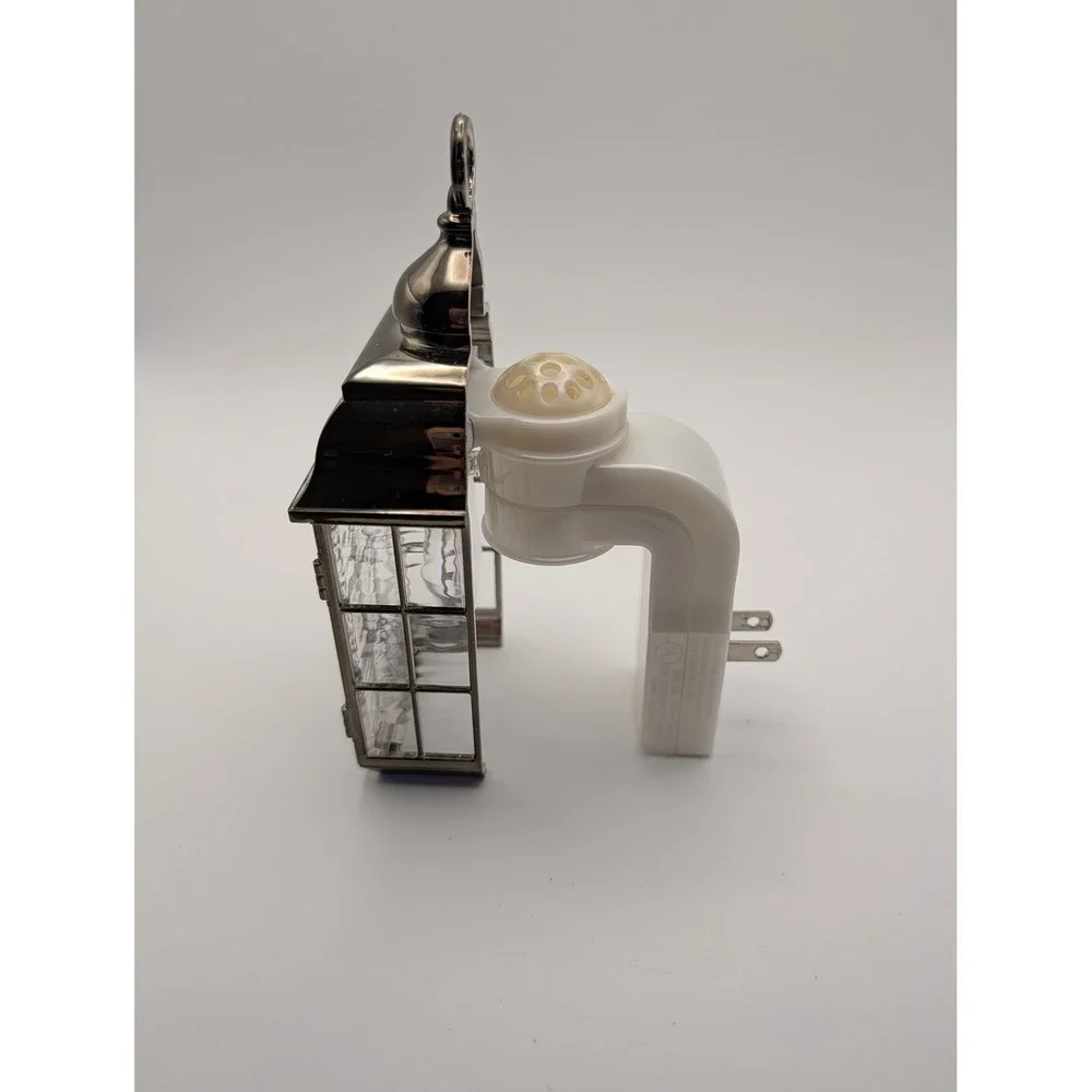 Bath & Body Works Wallflowers Lantern Nightlight Fragrance Plug Silver Works